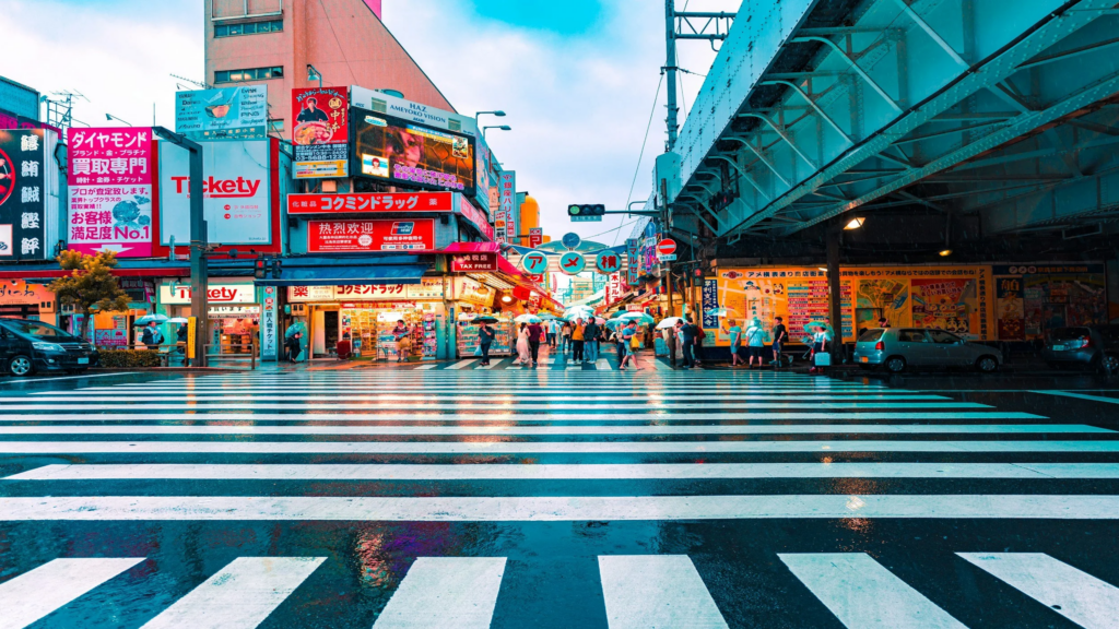 Tokyo-summer-O-9LvzDLajM